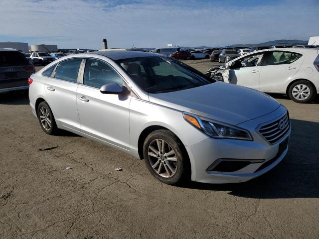2017 HYUNDAI SONATA SE 5NPE24AF6HH442967