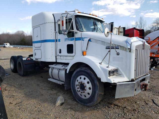 Lot #2358827134 2007 KENWORTH CONSTRUCTI salvage car