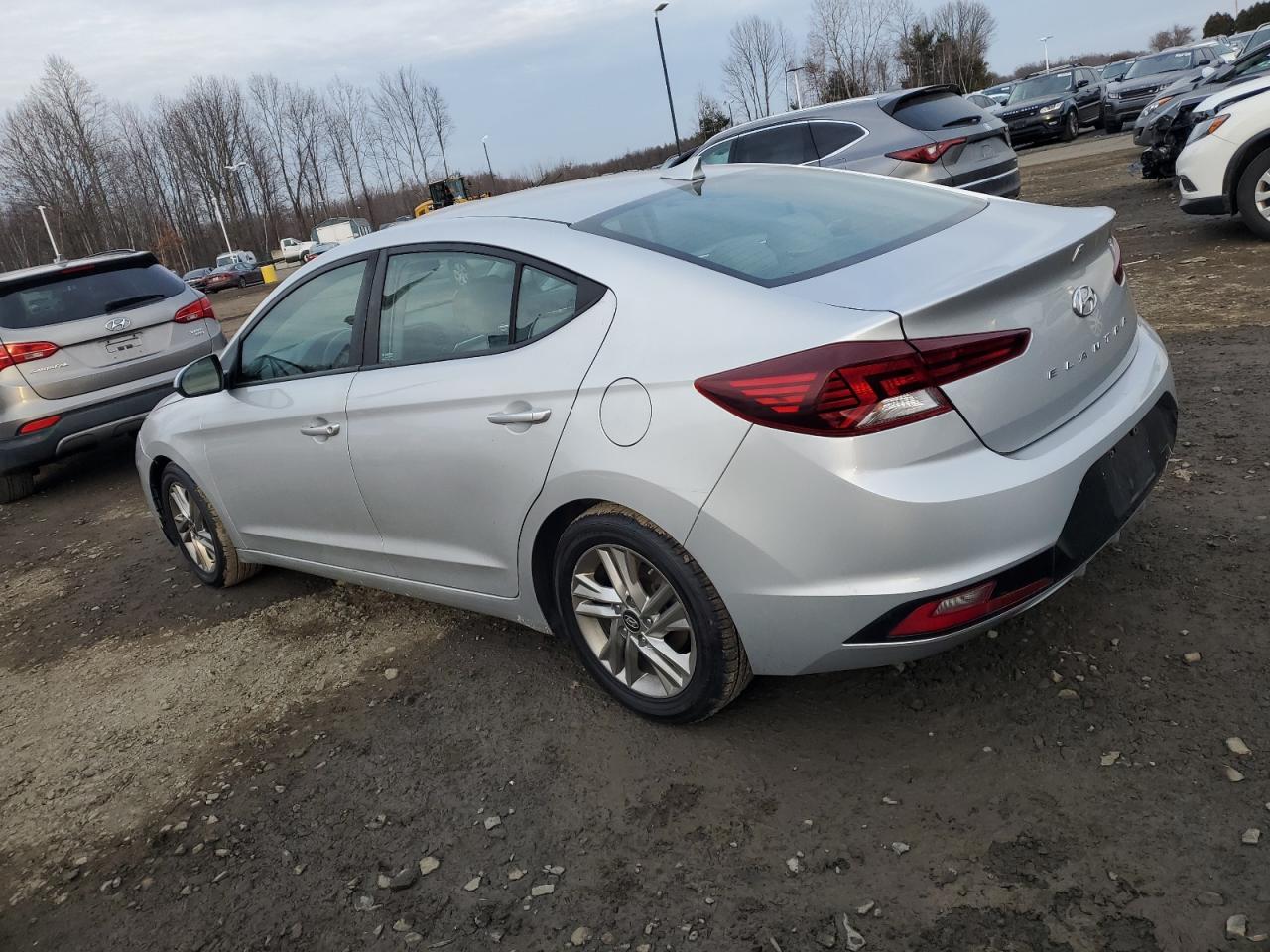 2019 Hyundai Elantra Sel vin: KMHD84LF1KU741962