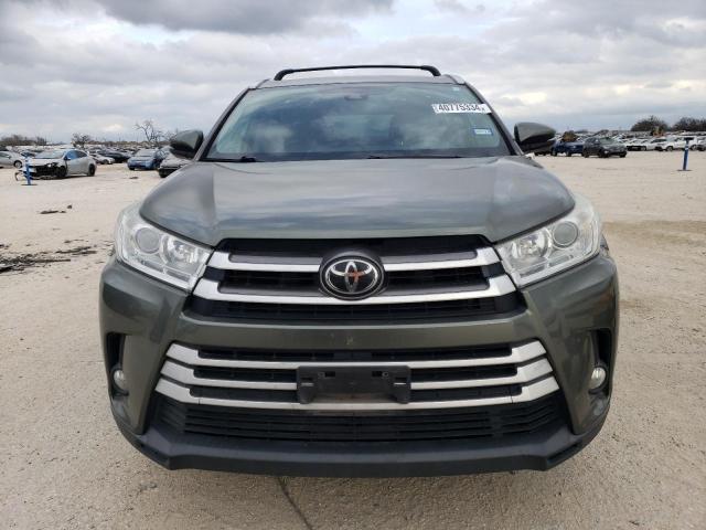 VIN 5TDKZRFH1KS332142 2019 Toyota Highlander, SE no.5