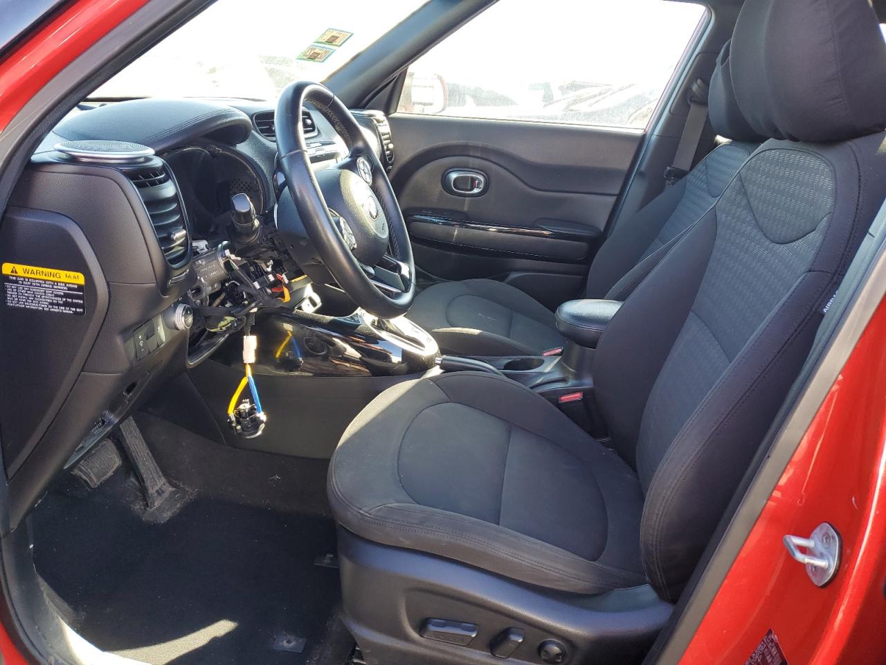 KNDJX3A5XE7744358 2014 Kia Soul !