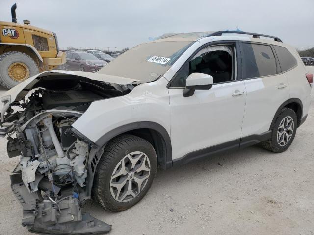 Lot #2426121083 2021 SUBARU FORESTER P salvage car