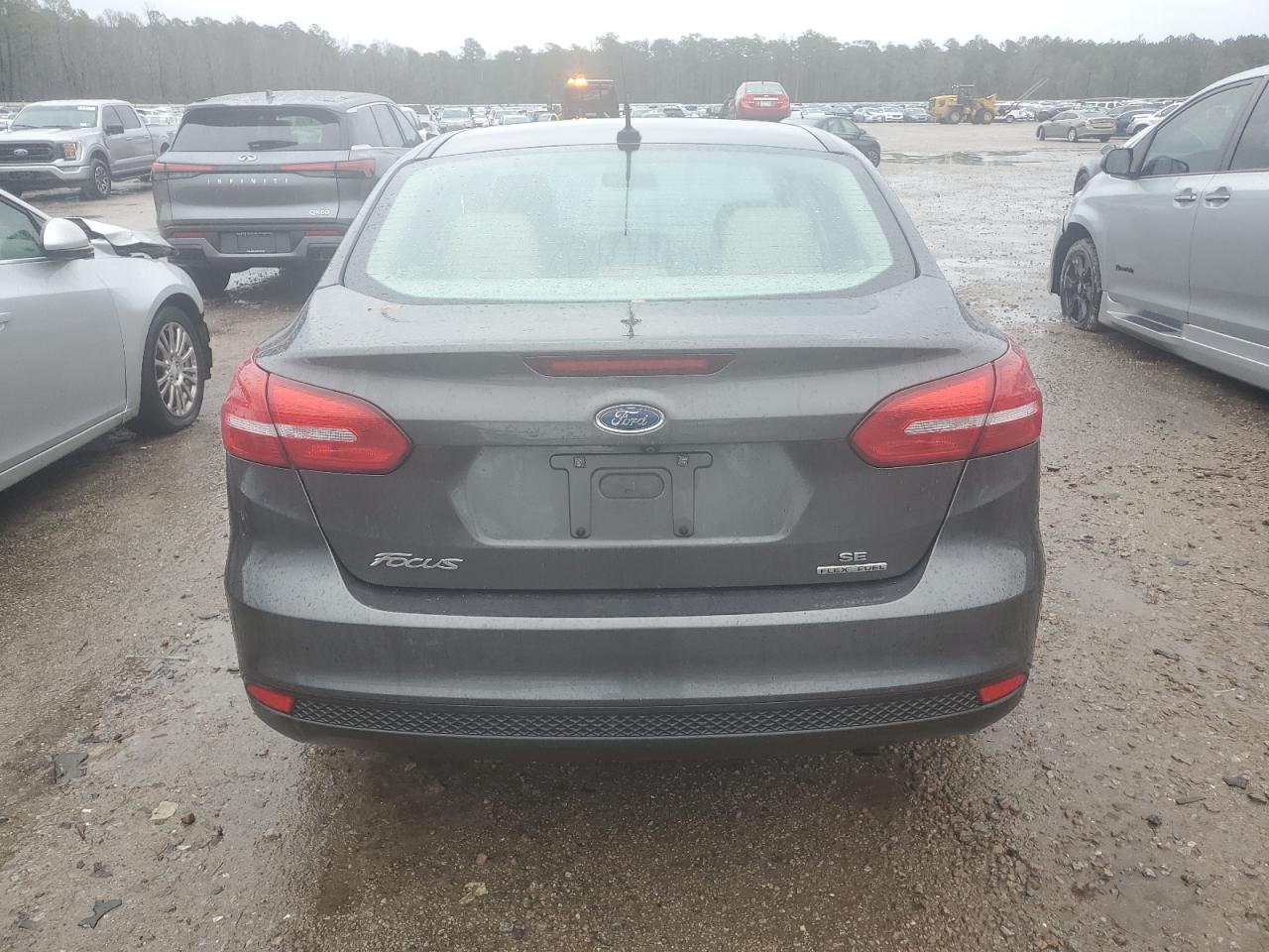 1FADP3F27GL300625 2016 Ford Focus Se