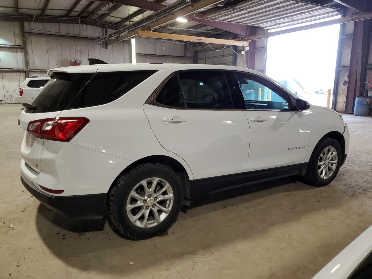 2GNAXJEV9J6120809 2018 Chevrolet Equinox Lt