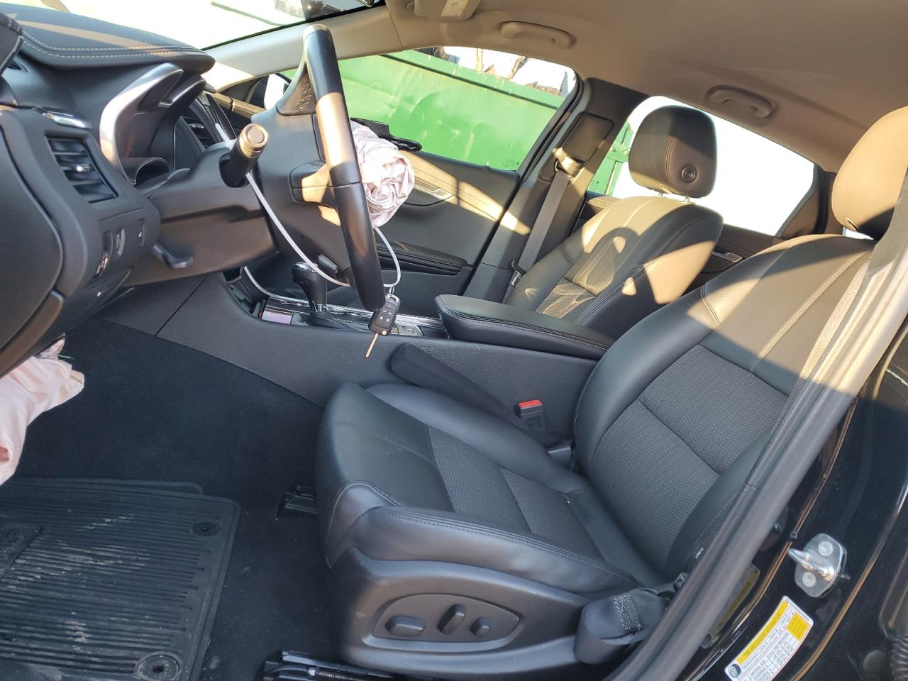 2G1105S36J9140255 2018 Chevrolet Impala Lt