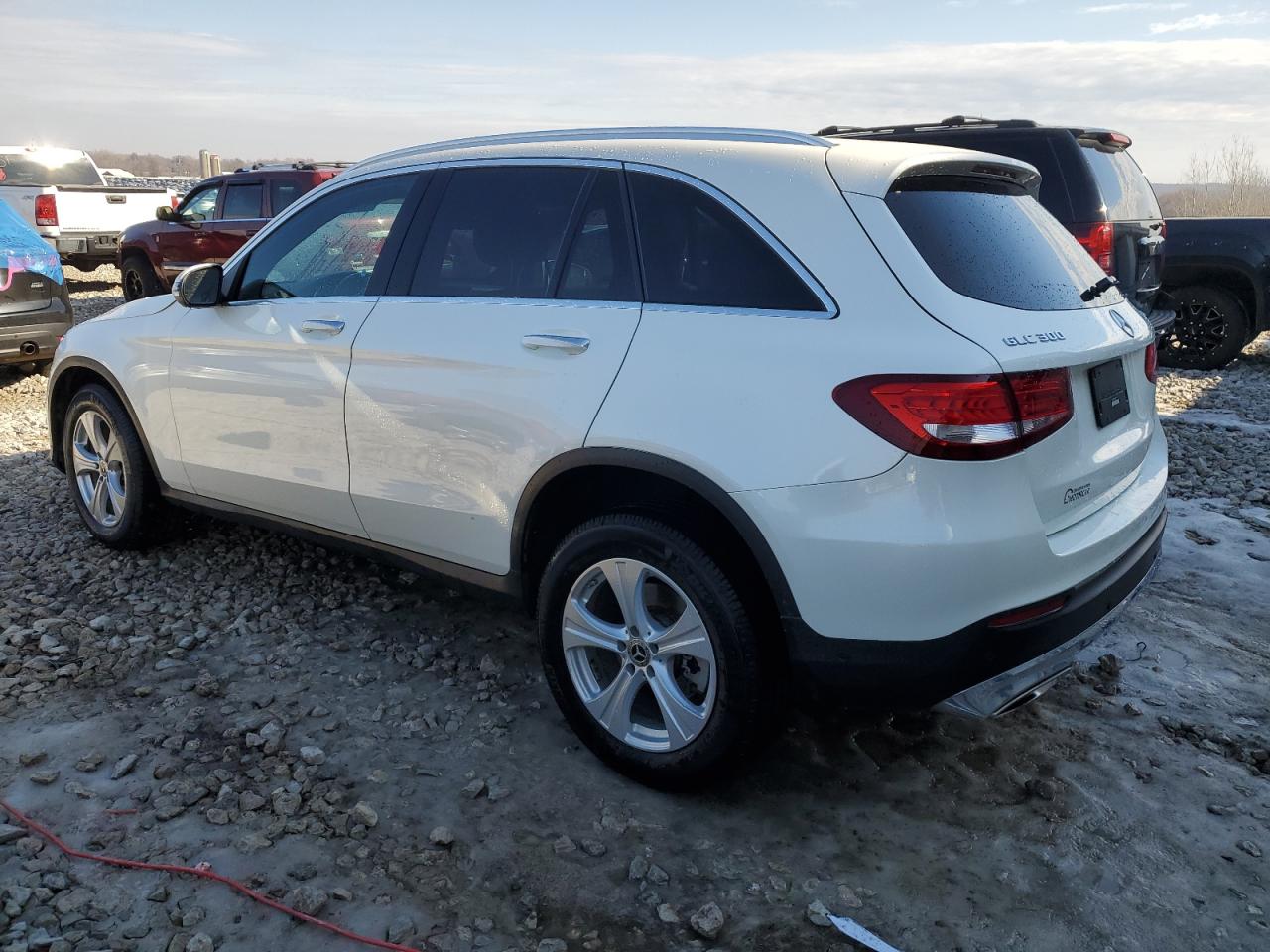 2018 Mercedes-Benz Glc 300 4Matic vin: WDC0G4KB0JF335348