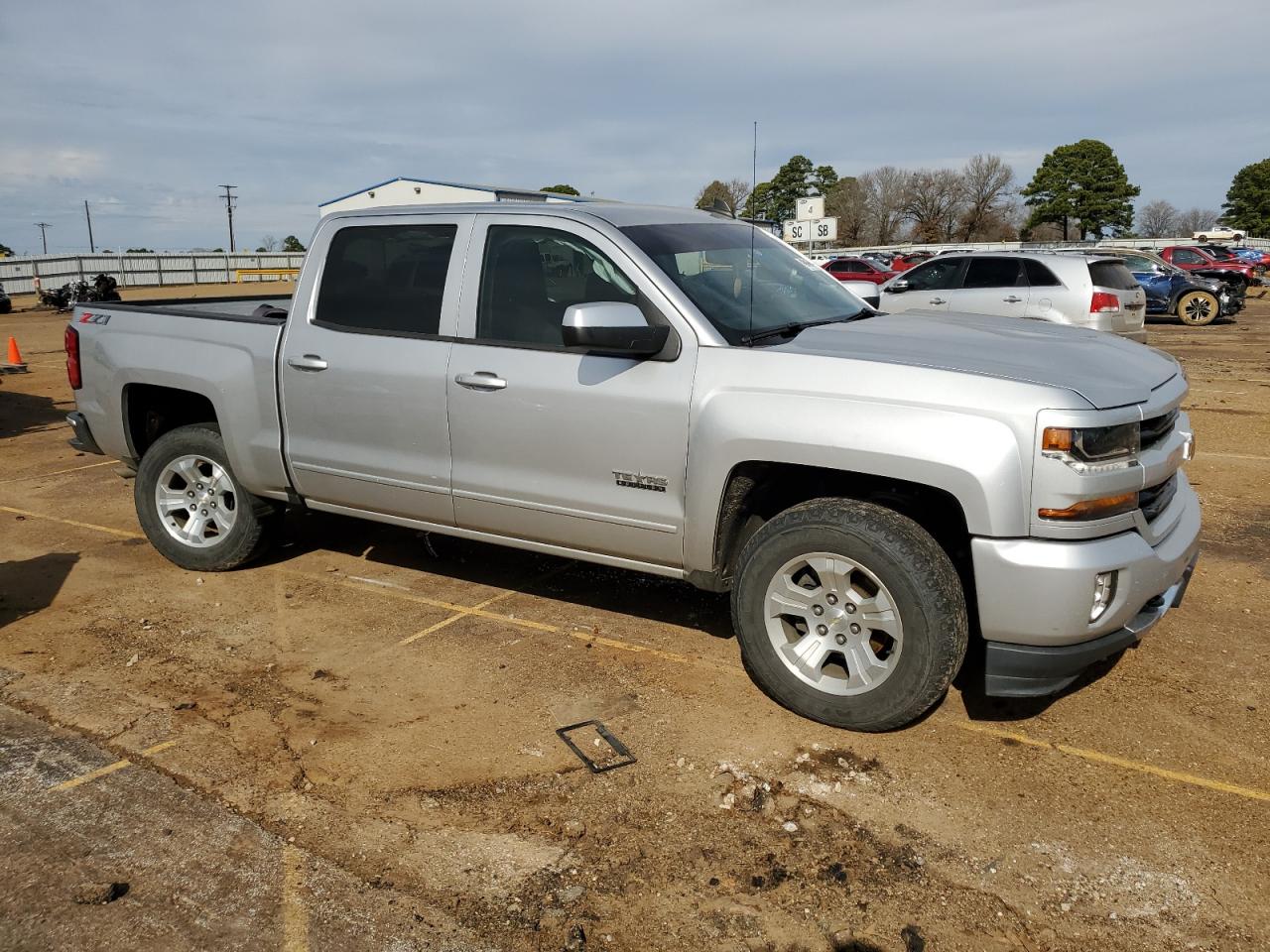 3GCUKREC1JG623160 2018 Chevrolet Silverado K1500 Lt