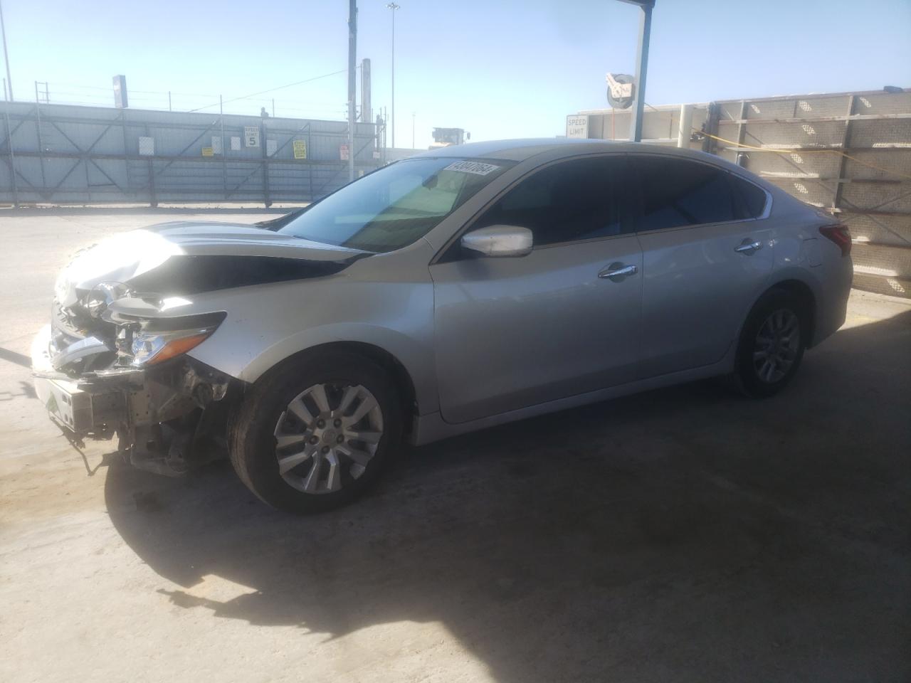 2018 Nissan Altima 2.5 vin: 1N4AL3AP1JC296273