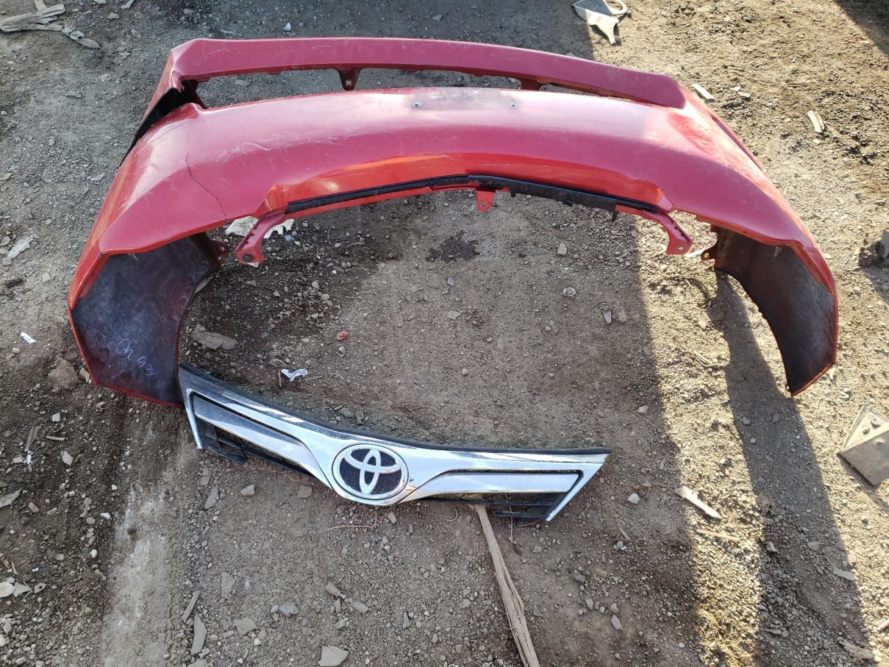 4T4BF1FK8CR160812 2012 Toyota Camry Base