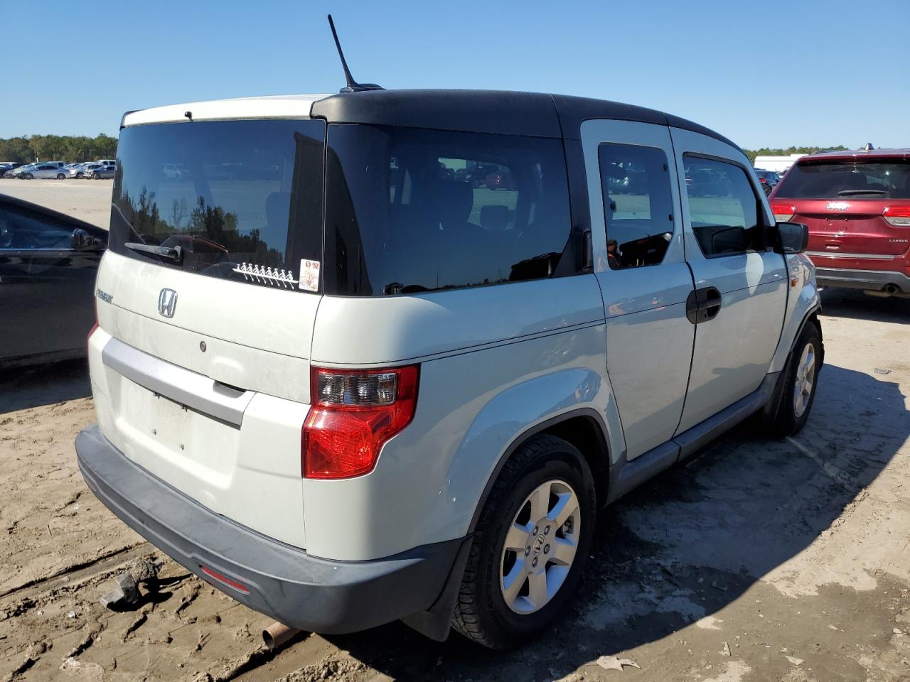 5J6YH1H71BL000829 2011 Honda Element Ex