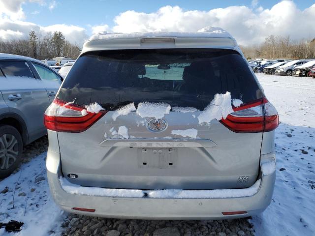 2019 TOYOTA SIENNA XLE 5TDDZ3DC1KS221507