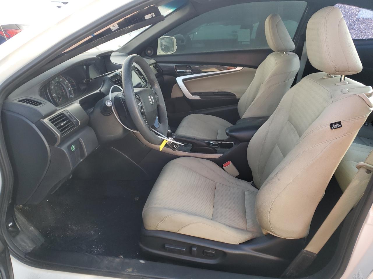 VIN: 1HGCT1B70GA004995 2016 HONDA ACCORD