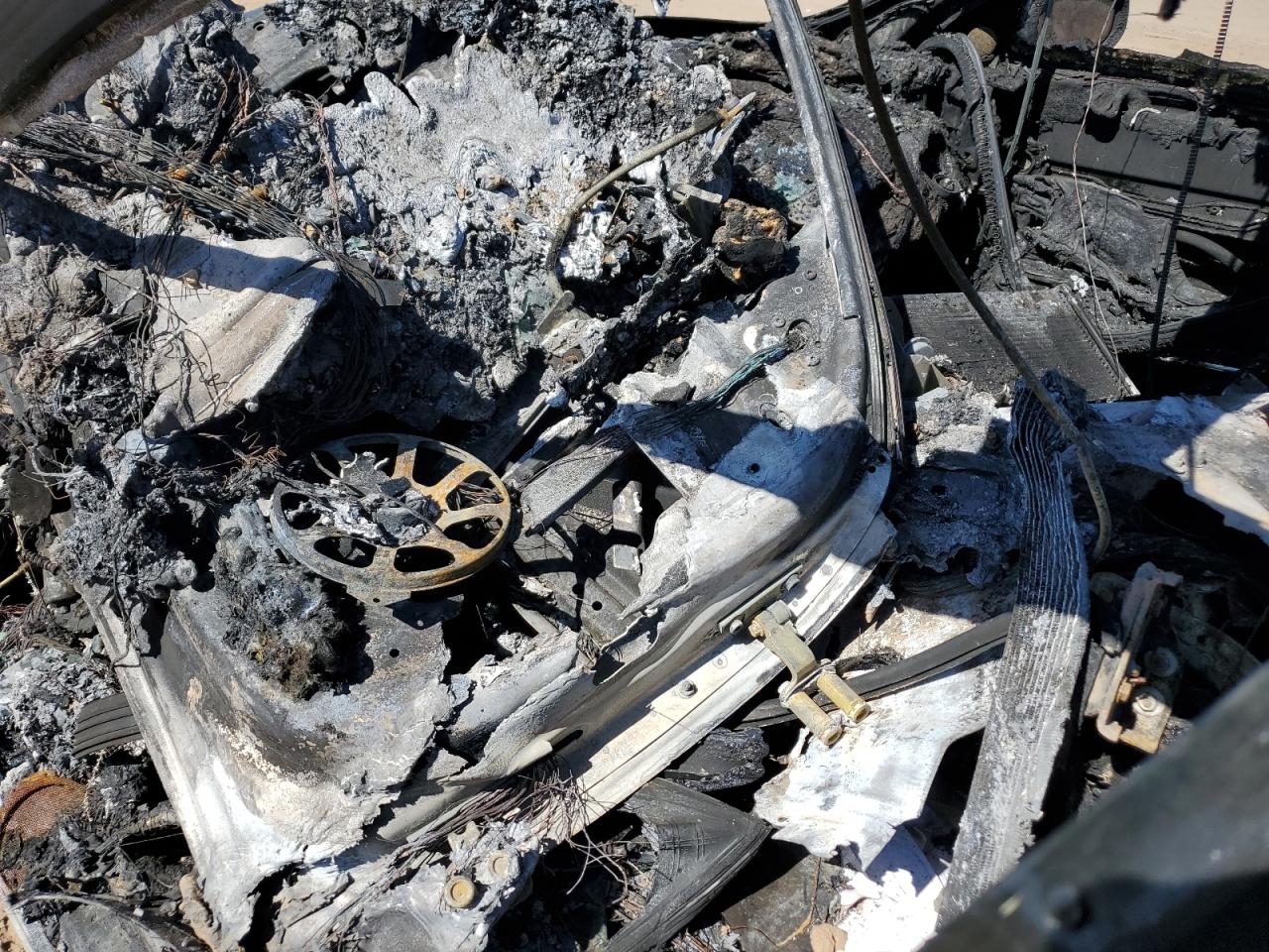 SAJWA1CB0CLV38521 2012 Jaguar Xj