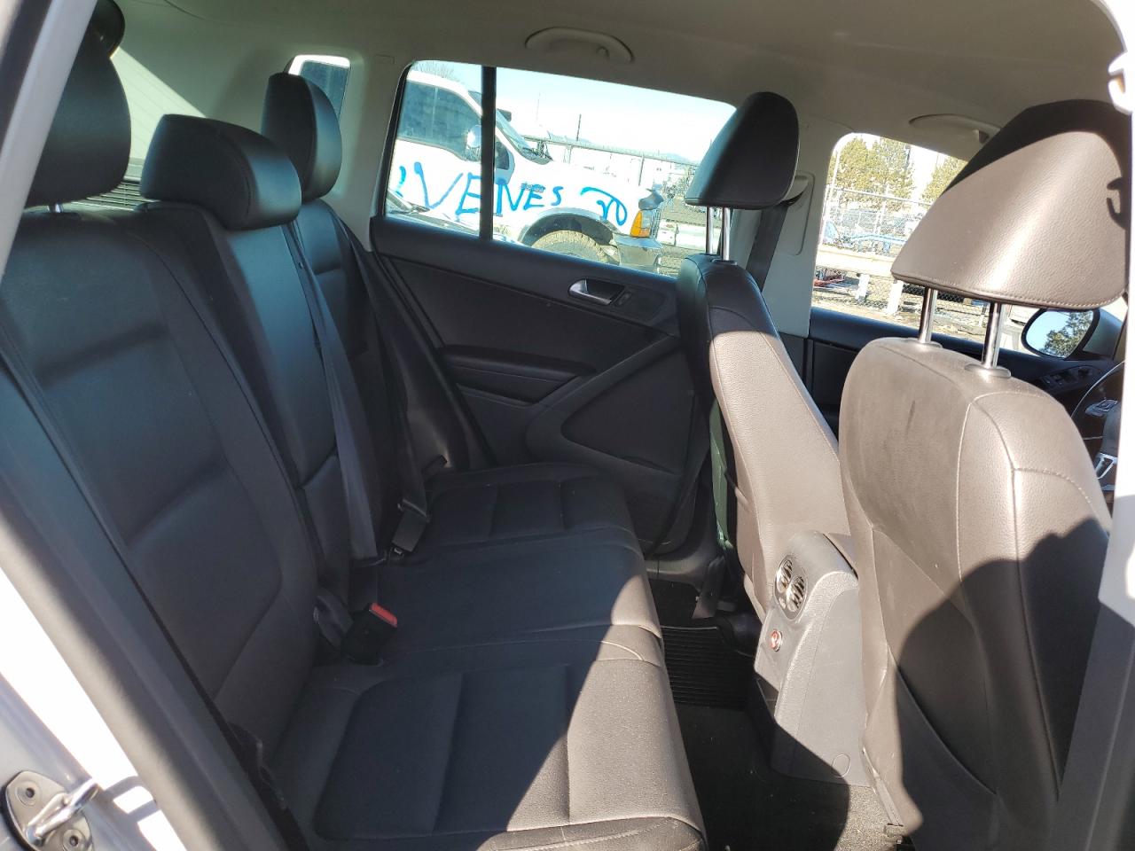 WVGBV7AXXFW510579 2015 Volkswagen Tiguan S