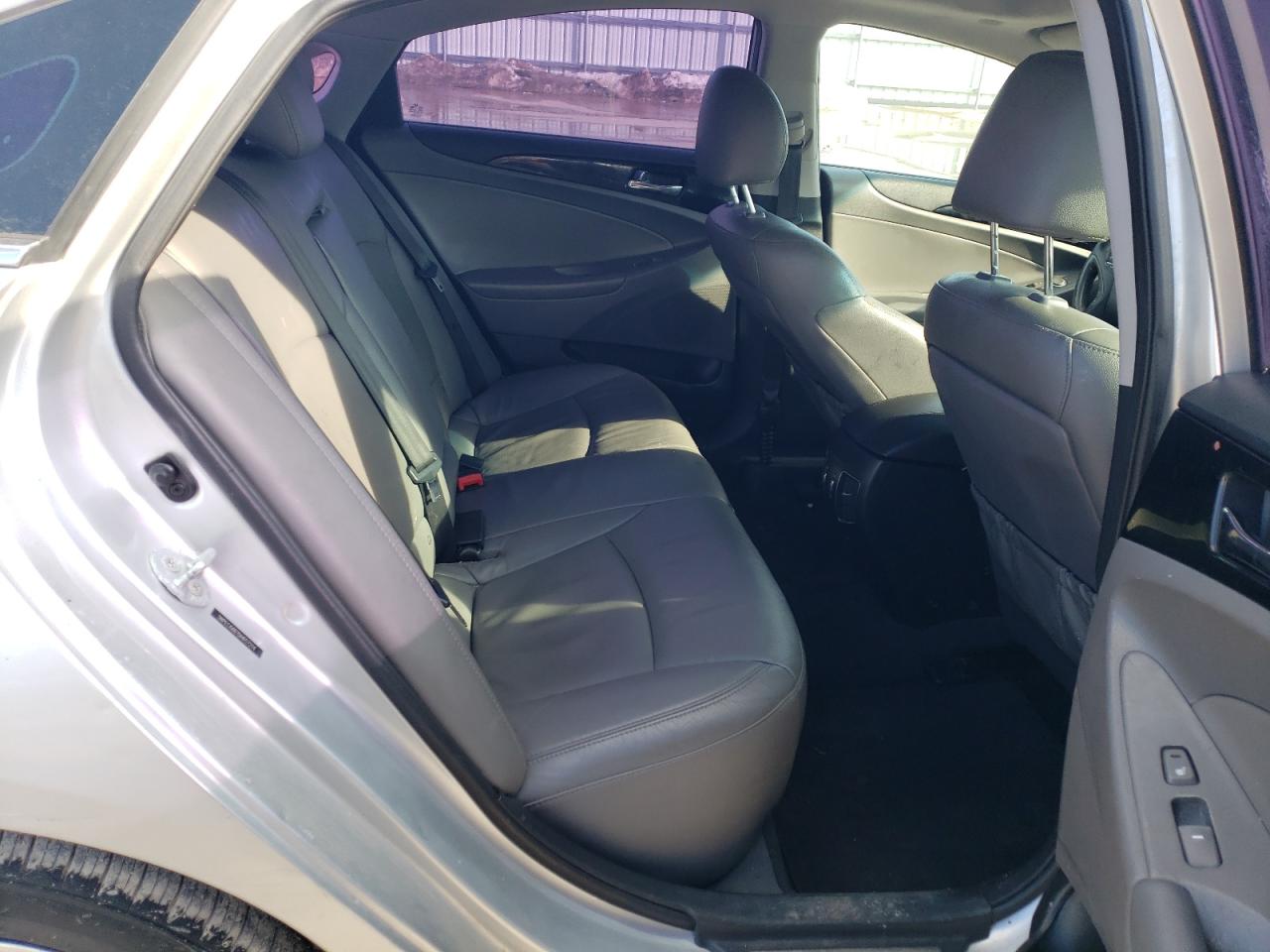 5NPEC4AB7DH657214 2013 Hyundai Sonata Se