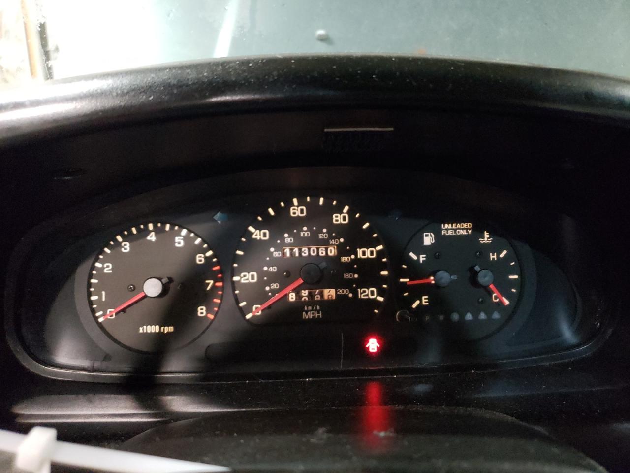 kndja7230y5671068 KNDJA7230Y5671068 2000 Kia Sportage