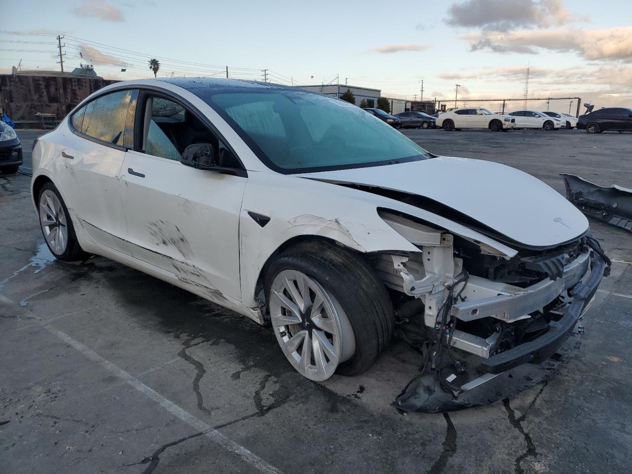 2022 Tesla Model 3 vin: 5YJ3E1EB3NF144455