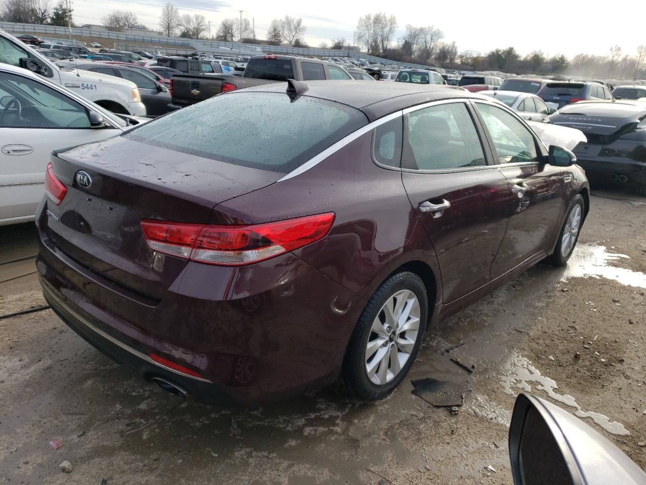 2016 Kia Optima Lx vin: 5XXGT4L36GG008292