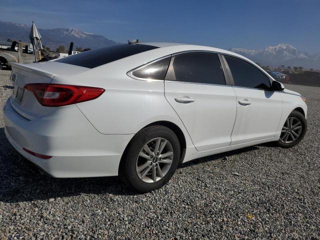 2015 HYUNDAI SONATA SE 5NPE24AF1FH123277