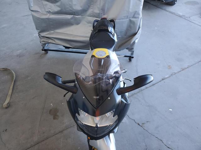 2005 BMW K1200 S - WB10591A15ZM25112