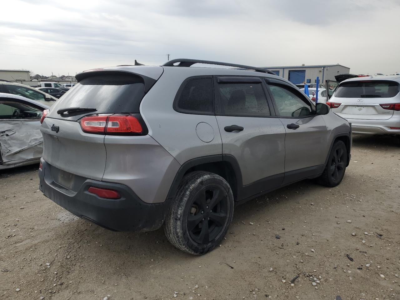 1C4PJLAB3GW372758 2016 Jeep Cherokee Sport