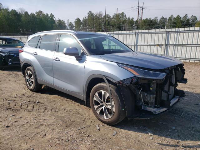 VIN 5TDGZRBH6MS155893 2021 Toyota Highlander, Xle no.4