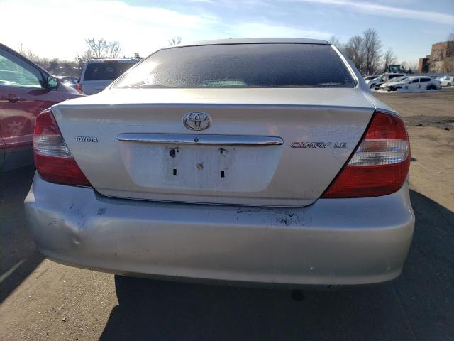 2004 Toyota Camry Le VIN: 4T1BE32K04U893047 Lot: 42922844