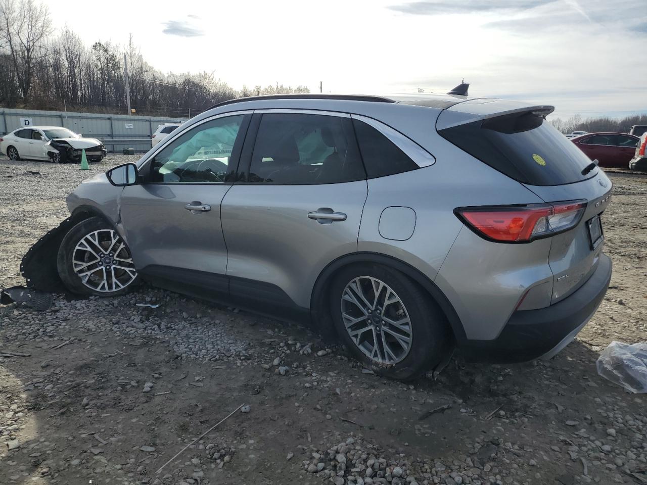 VIN: 1FMCU0H64MUA57631 2021 FORD ESCAPE