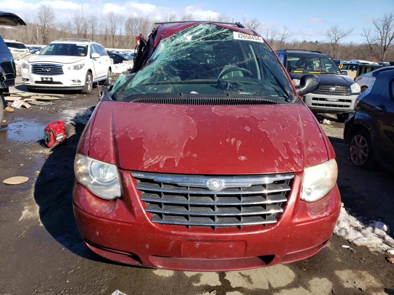 2C8GP54L05R470584 2005 Chrysler Town & Country Touring