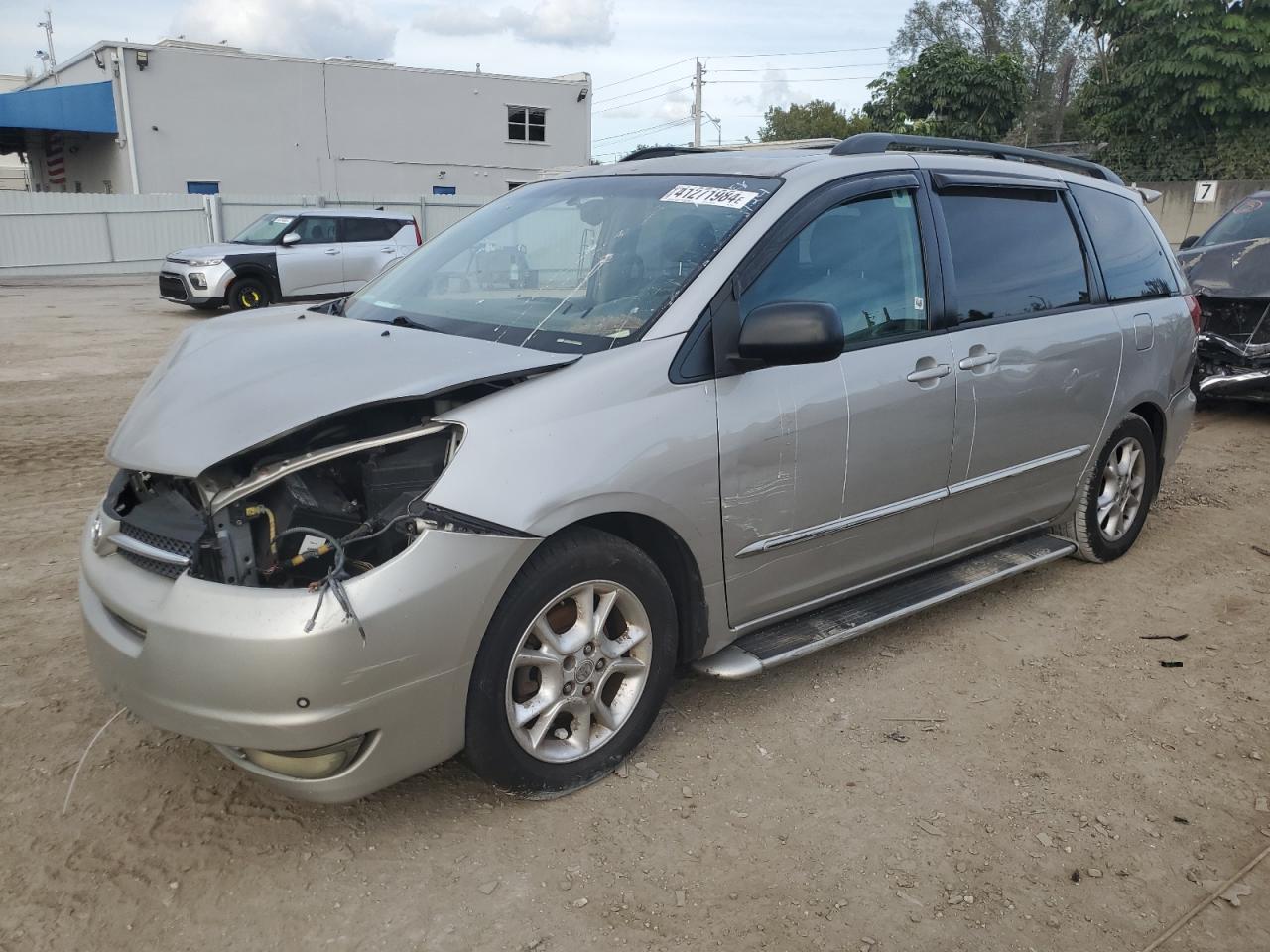 5TDZA22C65S347182 2005 Toyota Sienna Xle