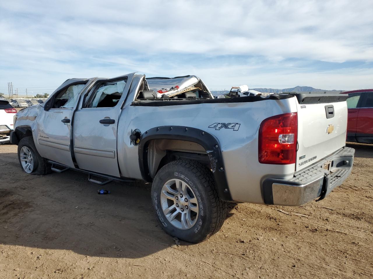 3GCPKREA1BG385887 2011 Chevrolet Silverado K1500 Ls