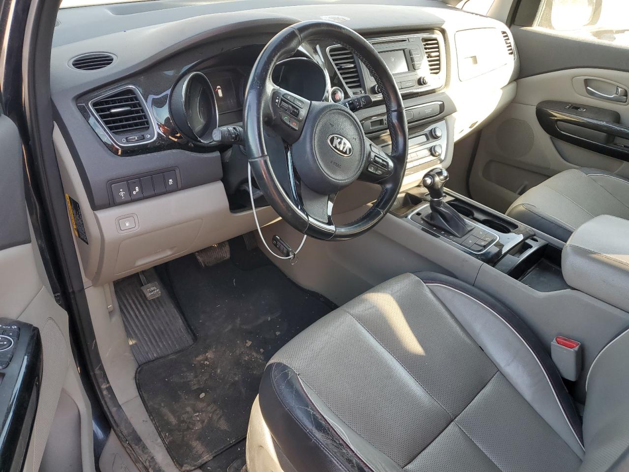kndmc5c10f6021821 KNDMC5C10F6021821 2015 Kia Sedona Ex