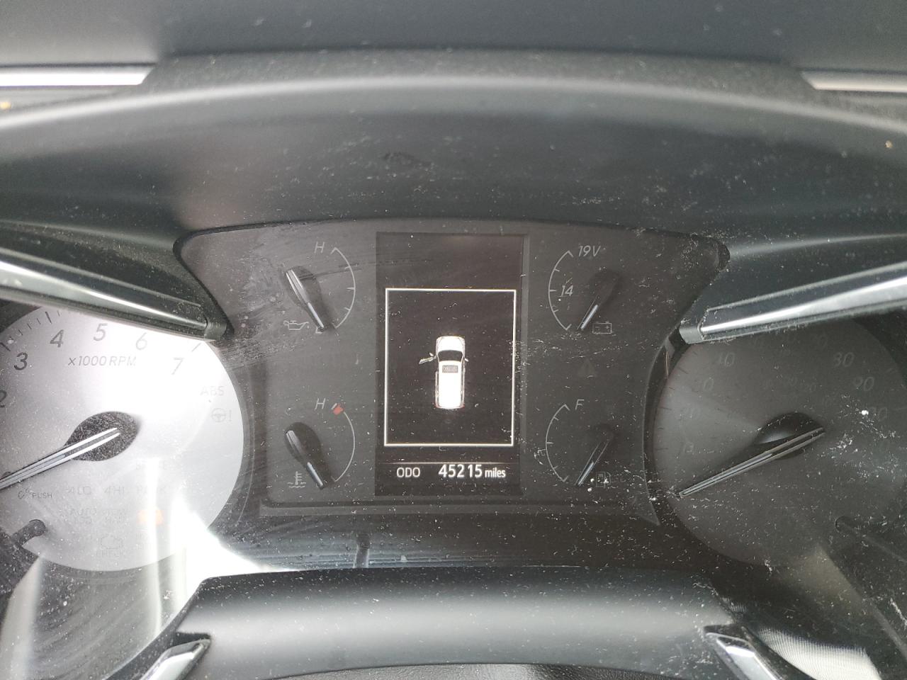 5tdzy5g19js071675 5TDZY5G19JS071675 2018 Toyota Sequoia Sr5