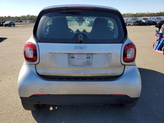 VIN WMEFJ5DA3GK060619 2016 SMART FORTWO no.6