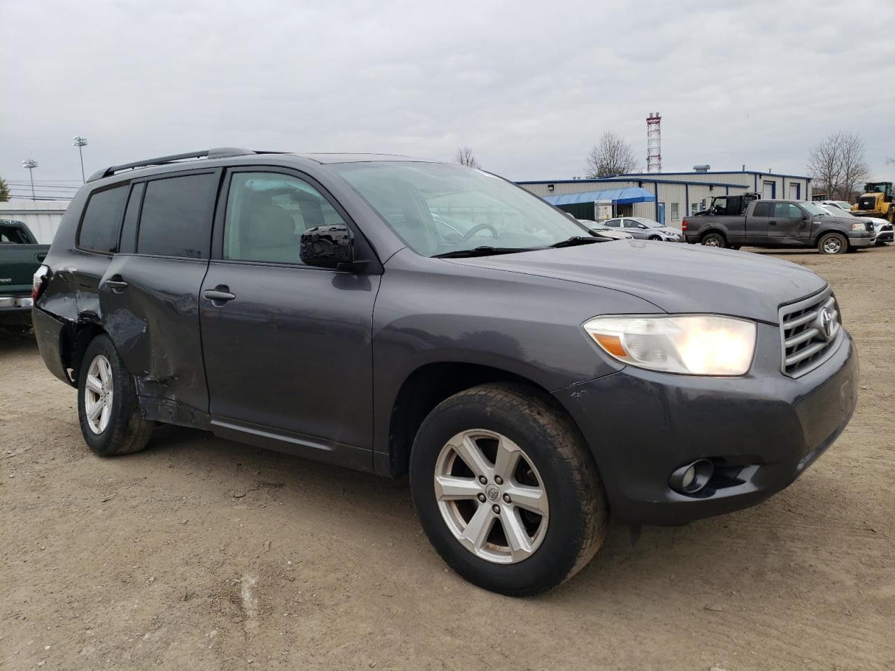 5TDKK3EH0AS022274 2010 Toyota Highlander Se