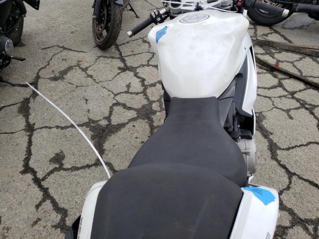 2021 DUCATI PANIGALE V ZDMHAATWXMB004237