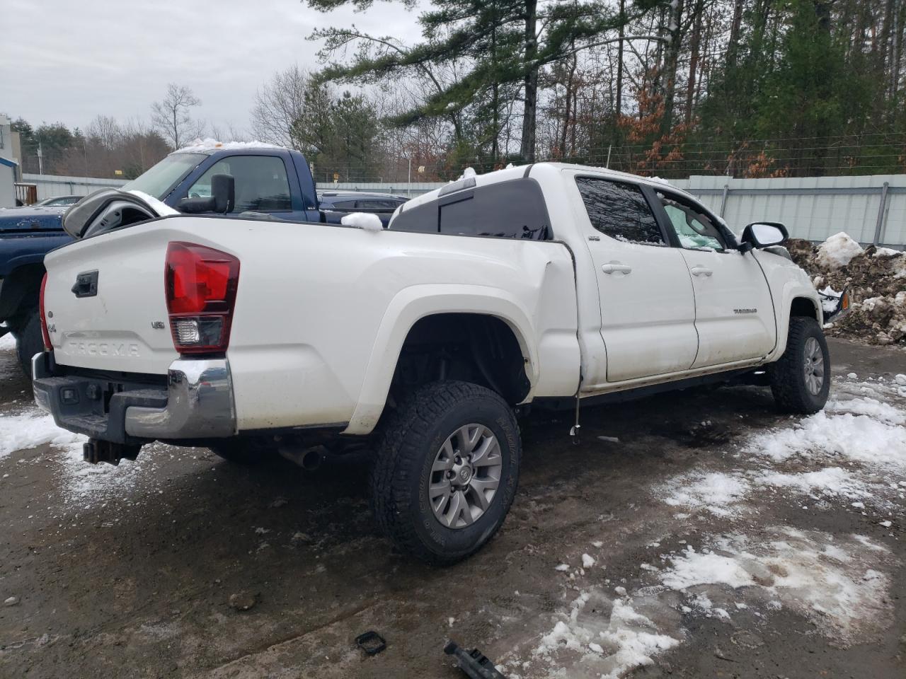 5TFDZ5BN2KX044007 2019 Toyota Tacoma Double Cab