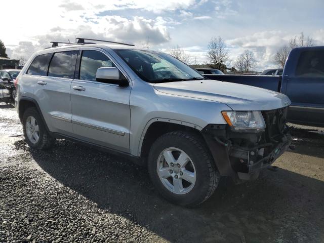 VIN WDDGF8AB4DR255561 2011 JEEP GRAND CHEROKEE no.4