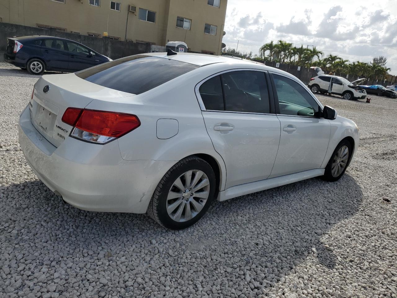 4S3BMDK67B2234357 2011 Subaru Legacy 3.6R Limited