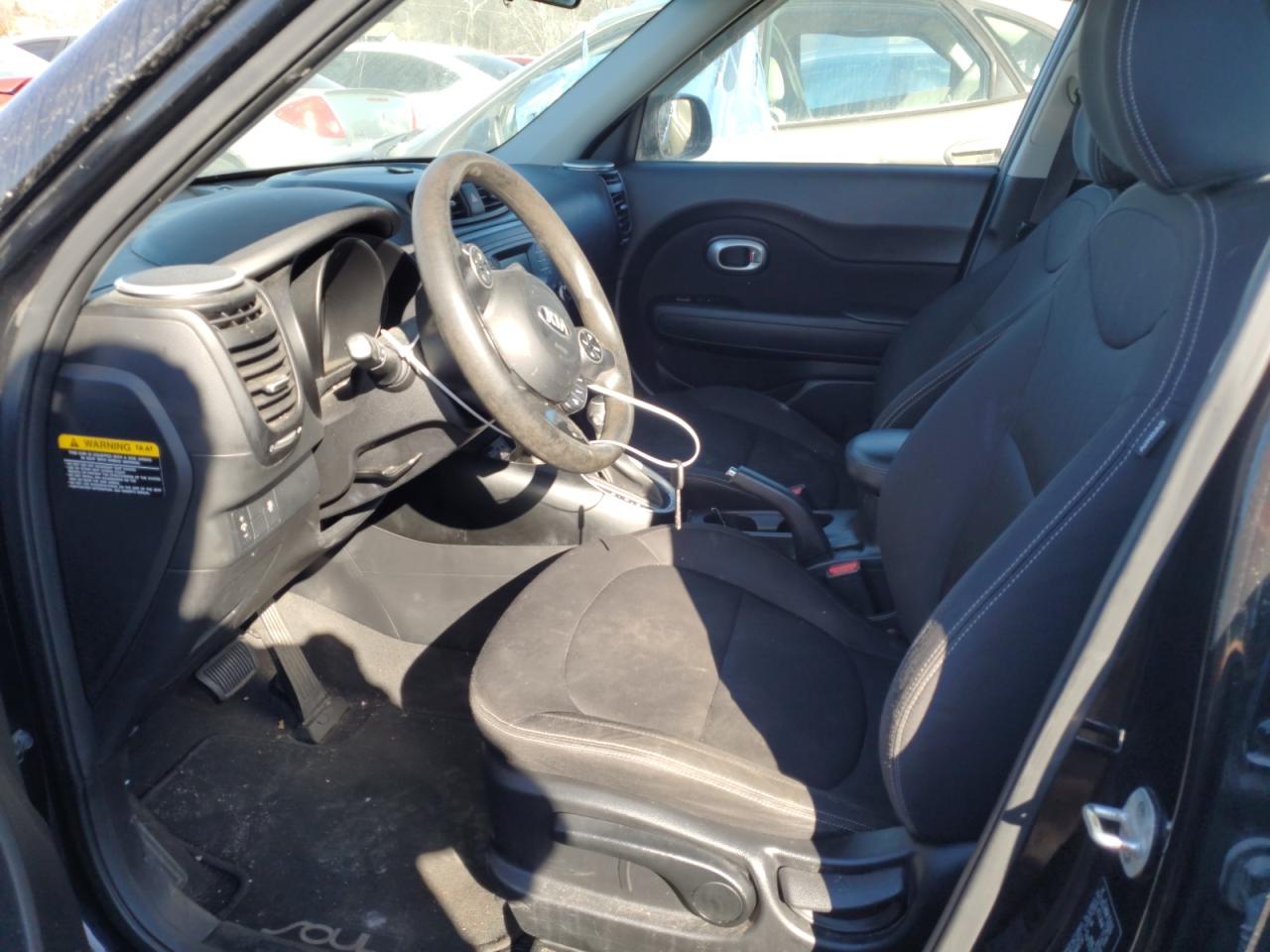 KNDJN2A22G7287523 2016 Kia Soul