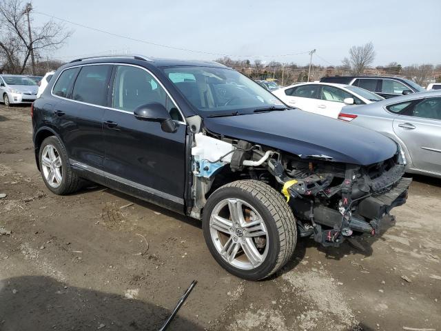 2015 VOLKSWAGEN TOUAREG V6 WVGEF9BP6FD003064