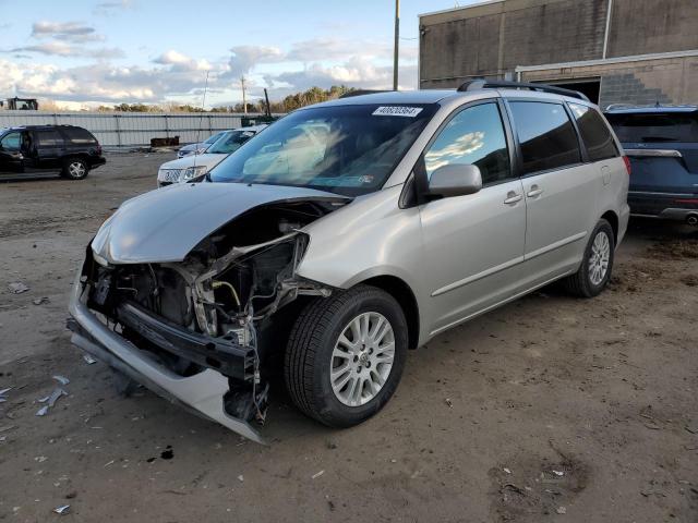 2009 Toyota Sienna XLE