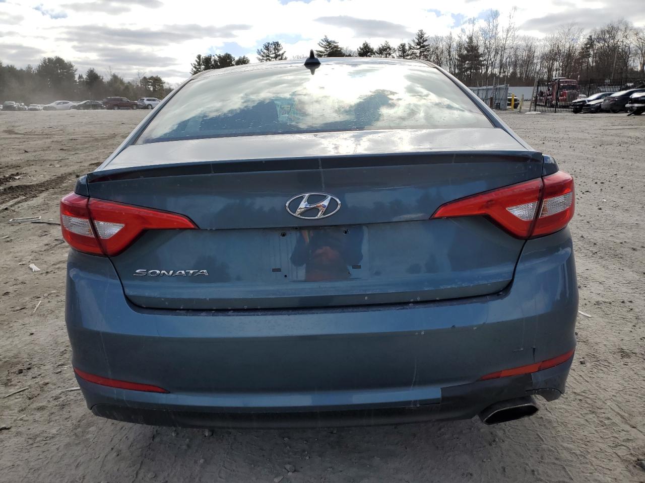 5NPE24AF7GH402041 2016 Hyundai Sonata Se