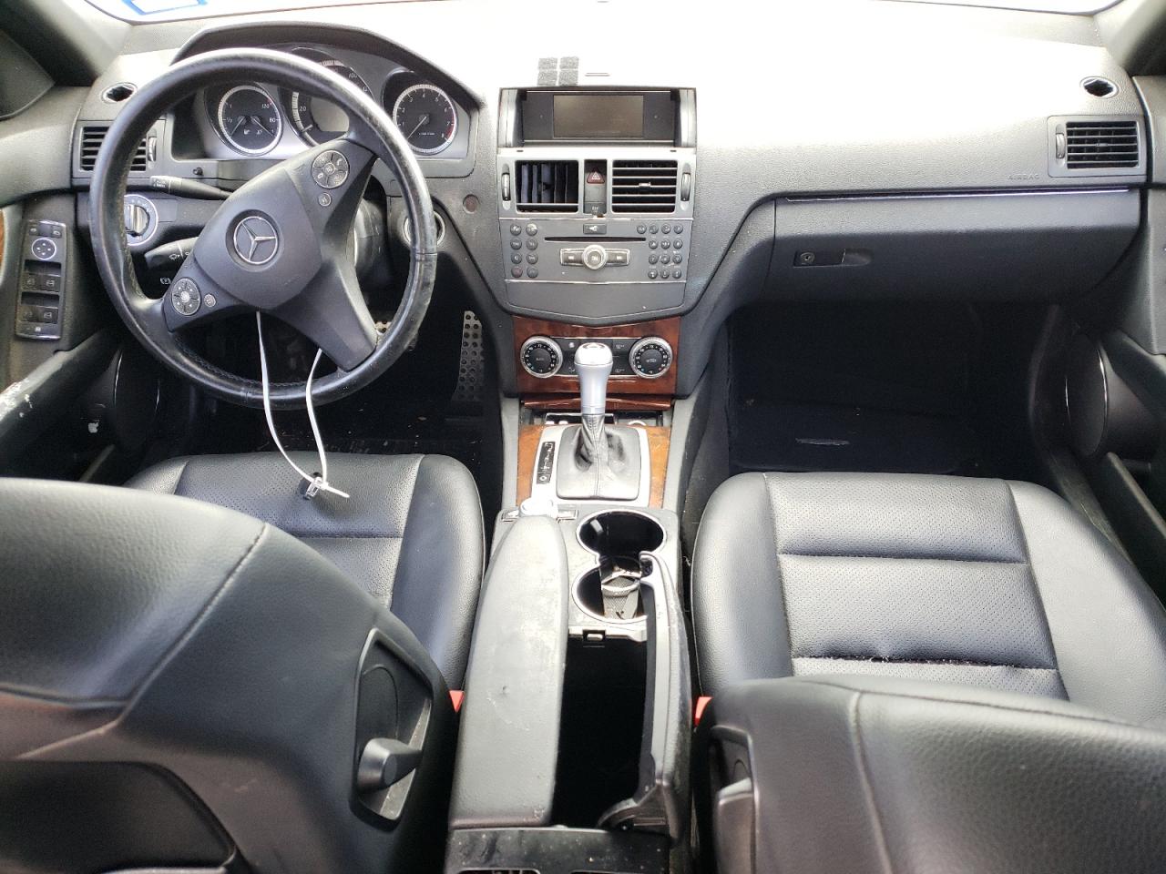 WDDGF5EB4AF473005 2010 Mercedes-Benz C 300