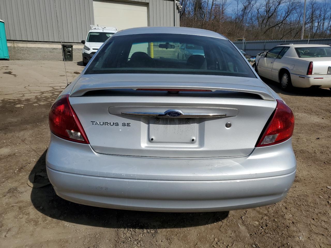 1FAHP53223A145215 2003 Ford Taurus Se