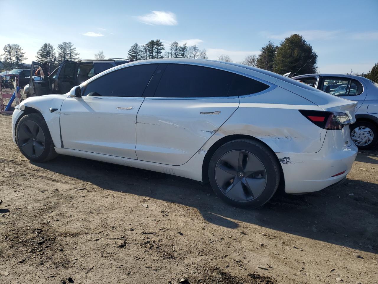 Lot #2409451904 2020 TESLA MODEL 3