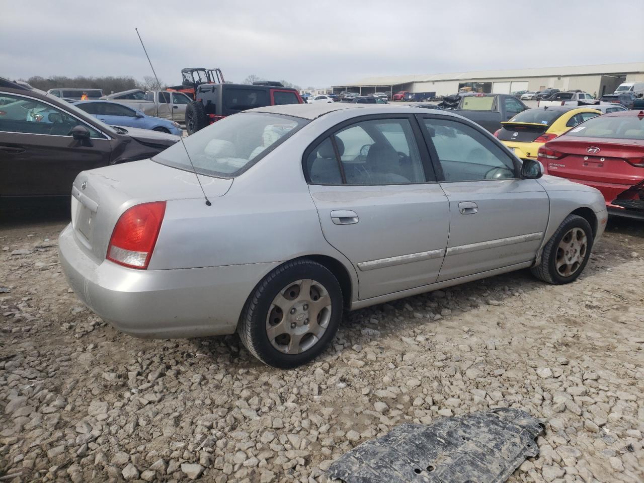 kmhdn45d91u161281 KMHDN45D91U161281 2001 Hyundai Elantra Gls