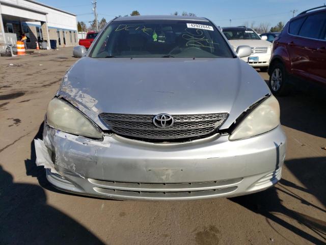 2004 Toyota Camry Le VIN: 4T1BE32K04U893047 Lot: 42922844