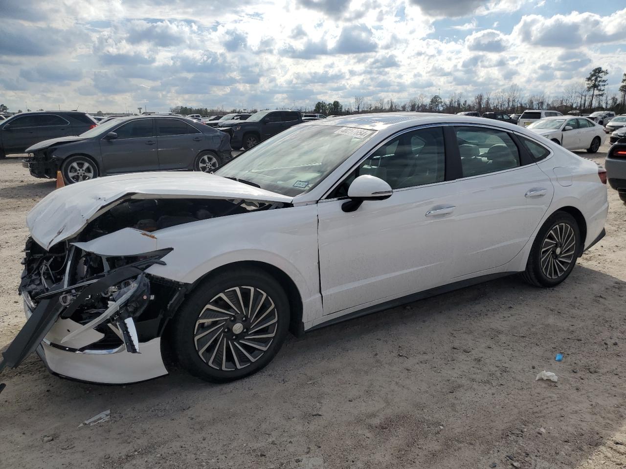  Salvage Hyundai SONATA