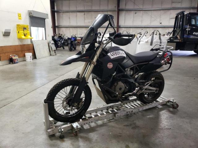 2011 APRILIA DORSODURO - ZD4SMC008BS000614